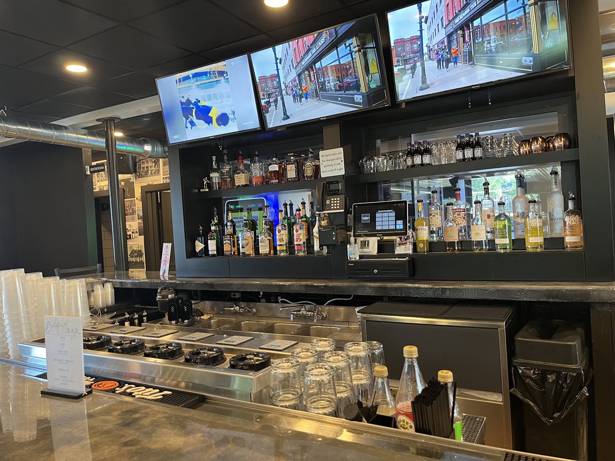 Serve & Swig @ Nutties